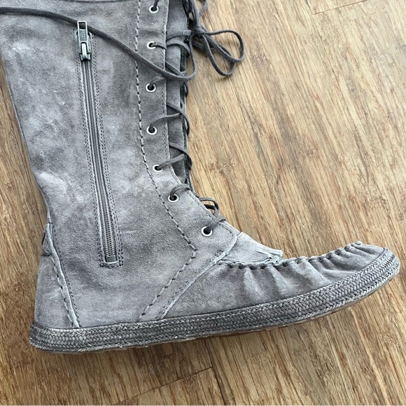 UGG Somaya Suede Grey/Beige Front Lace Side Zip Moccasin Boots, Sz 8.5 - Picture 10 of 16